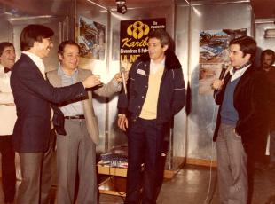 Santi Fusté, Aman Barfull, Juan Fernández, Antonio Zanini, Josep Autet. Karibú, 5 de febrero de 1982 (Foto: Joan Aymamí)